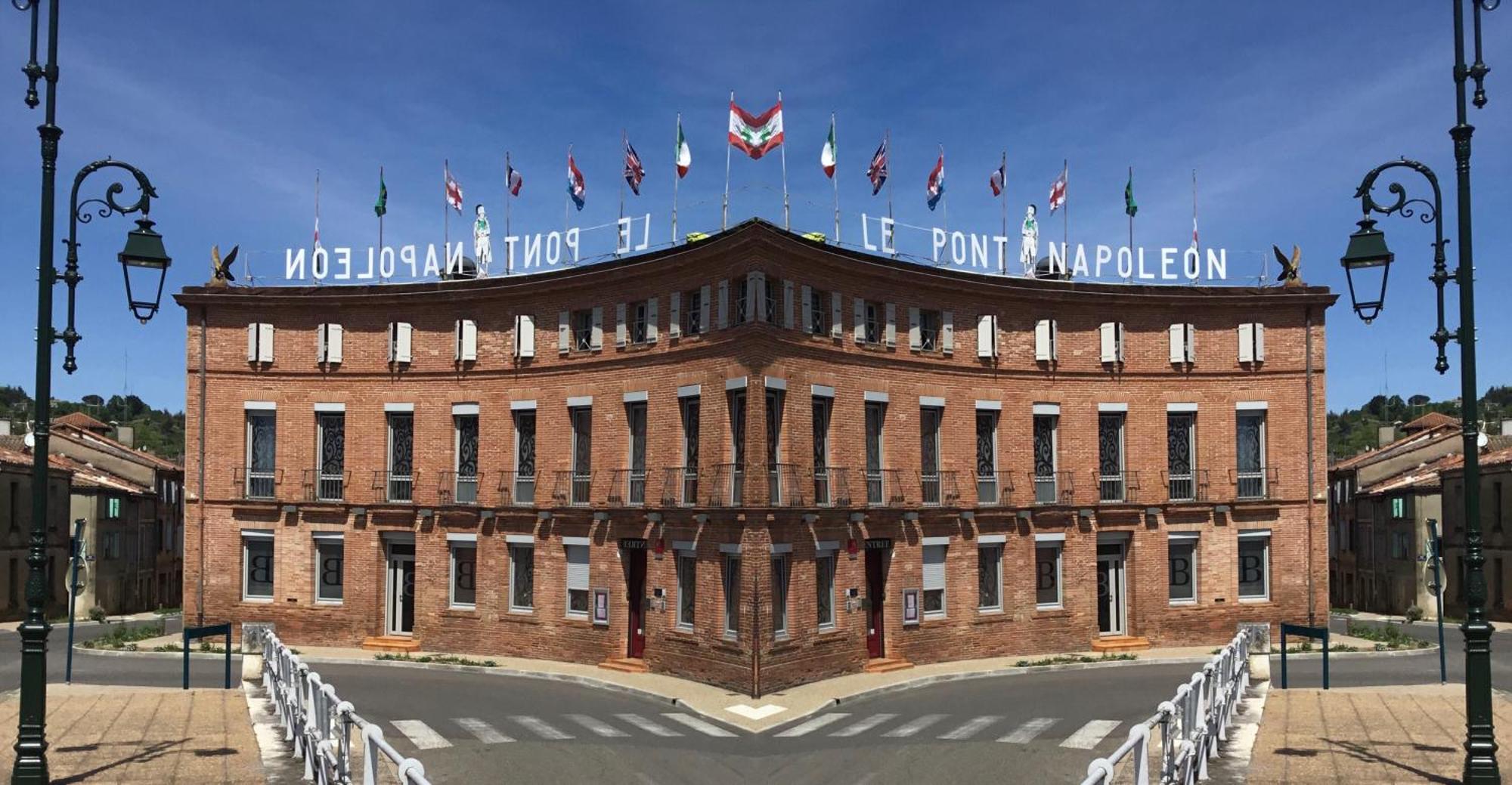 Hotel Le Pont Napoleon La Celle-sous-Gouzon Bagian luar foto